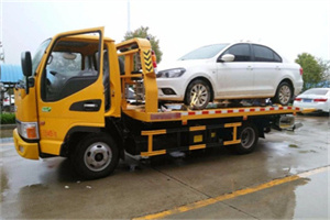保亭附近拖车救援24小时服务热线